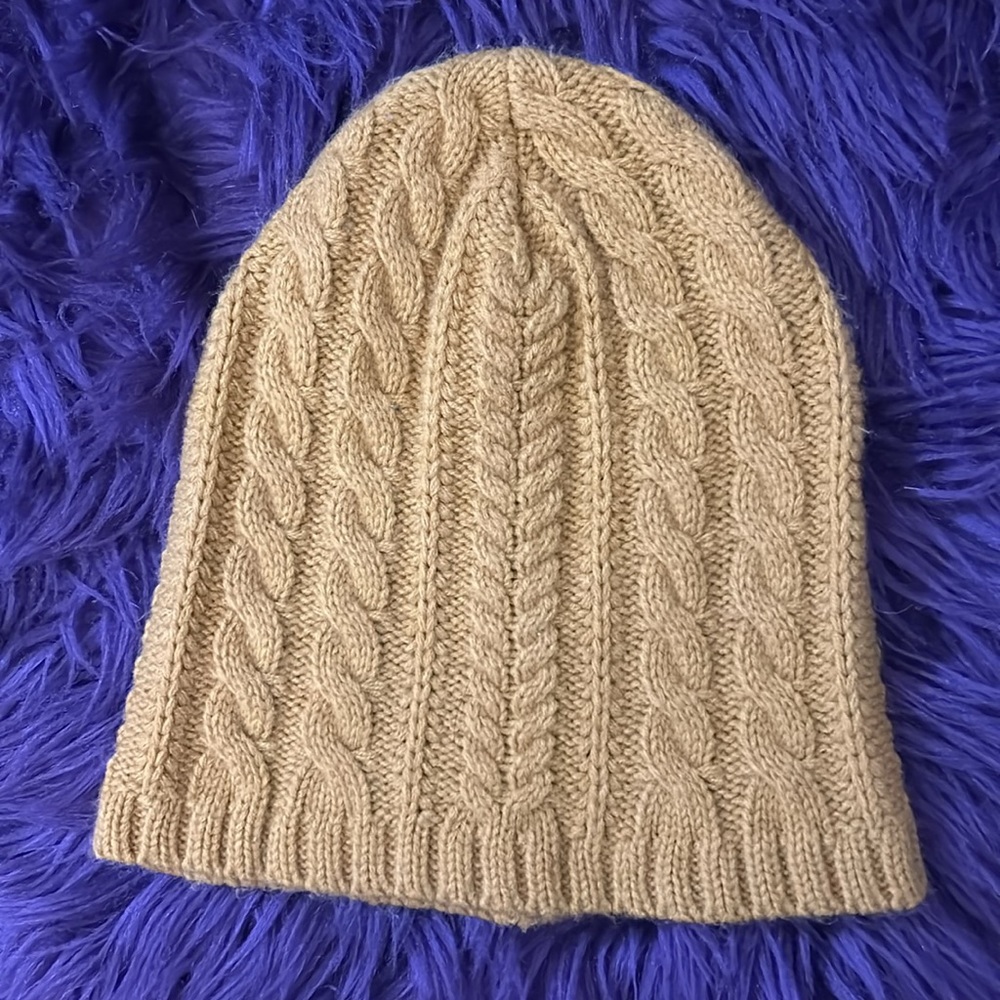 🐾4 for $20 gold beanie hat - Picture 2 of 4